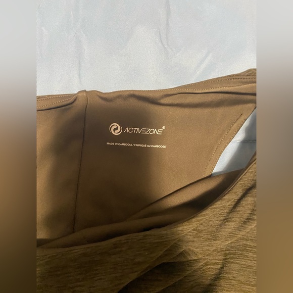 Plus Size 3X crop top - Picture 4 of 4